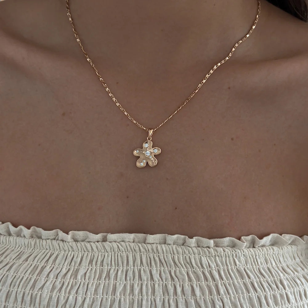 Floral Blot Necklace