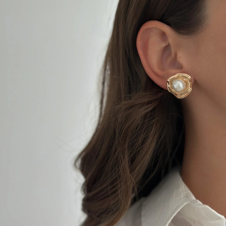 Oyster Pearl Studs