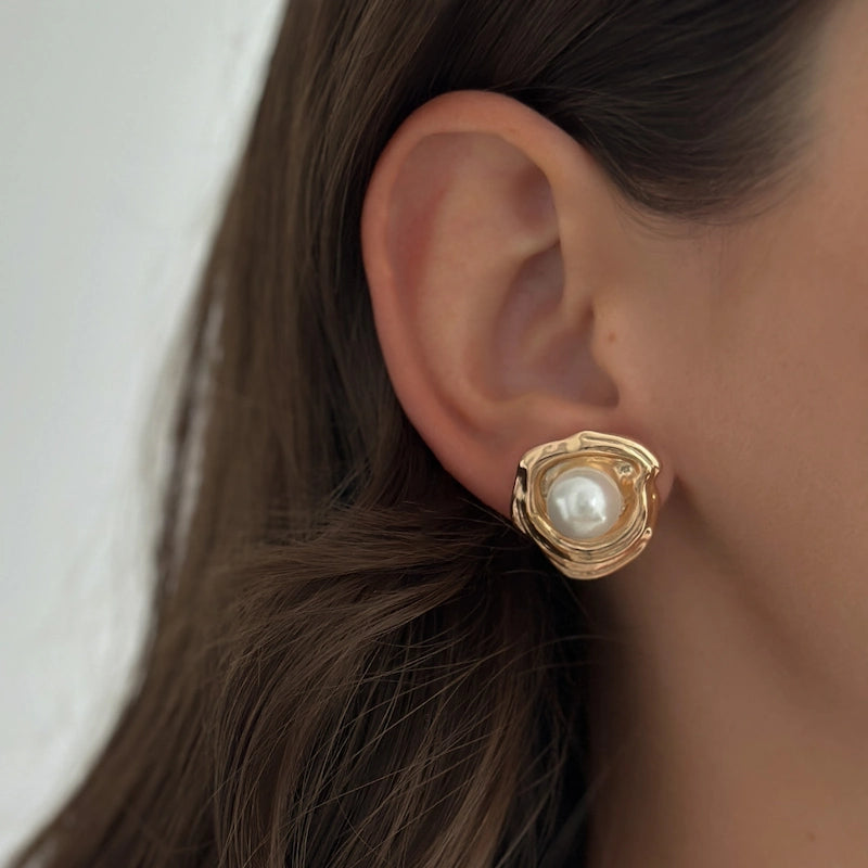 Oyster Pearl Studs