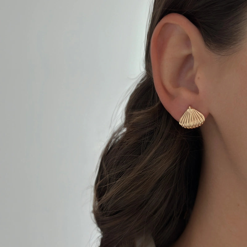Shell Studs