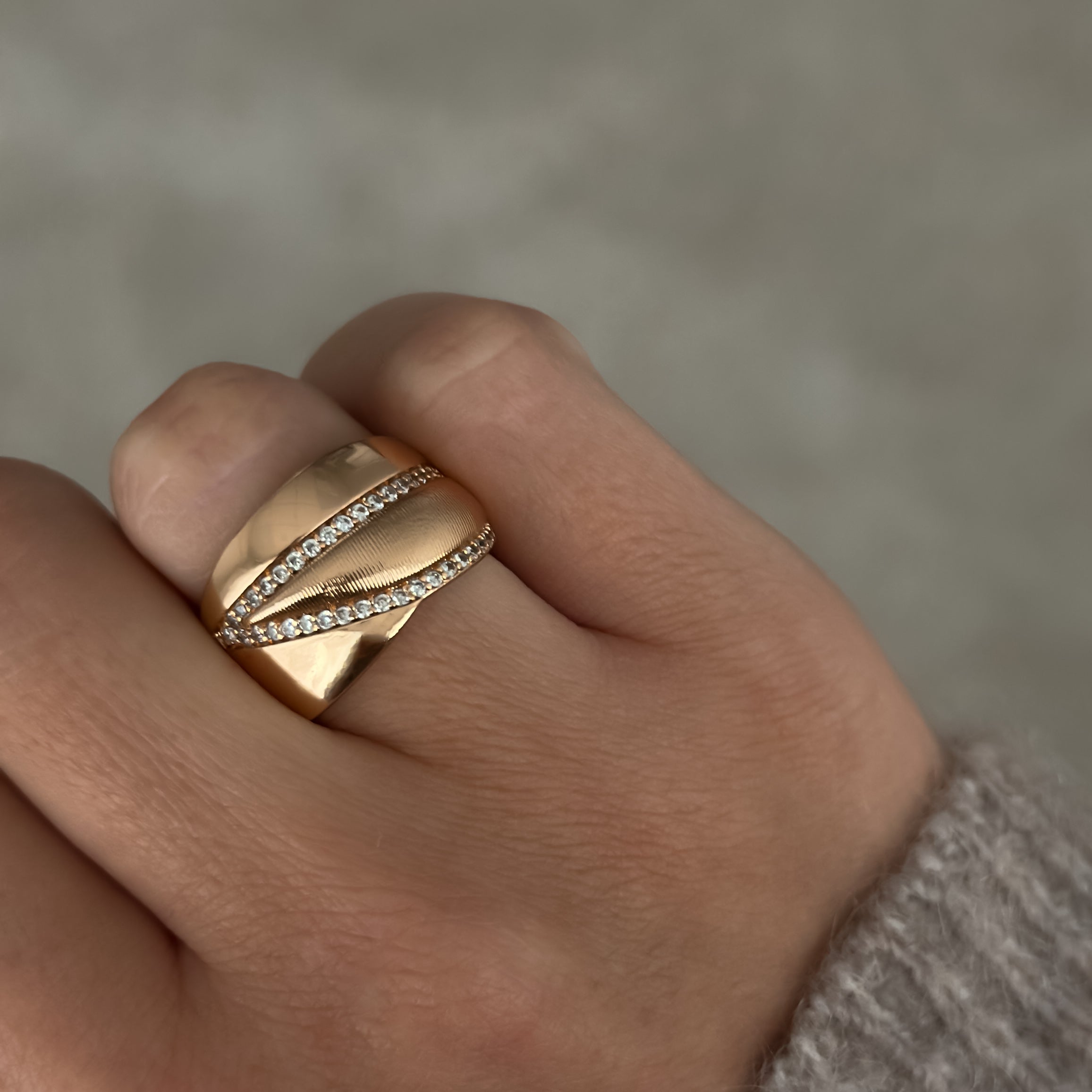 Chloe Cigar Band