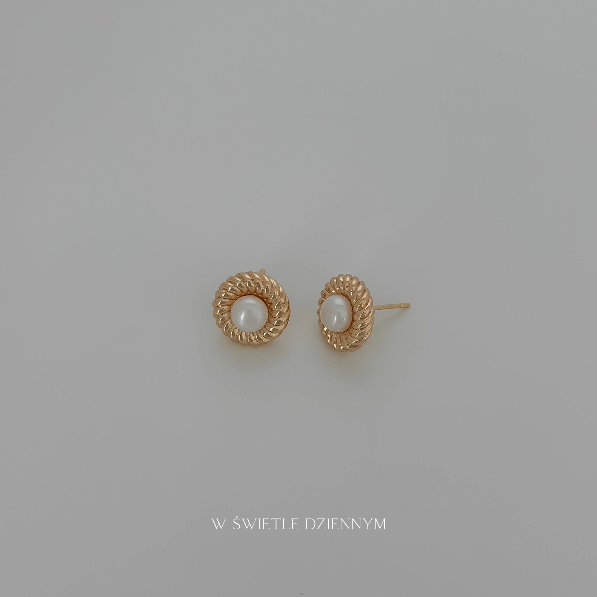 Vintage Pearl Studs