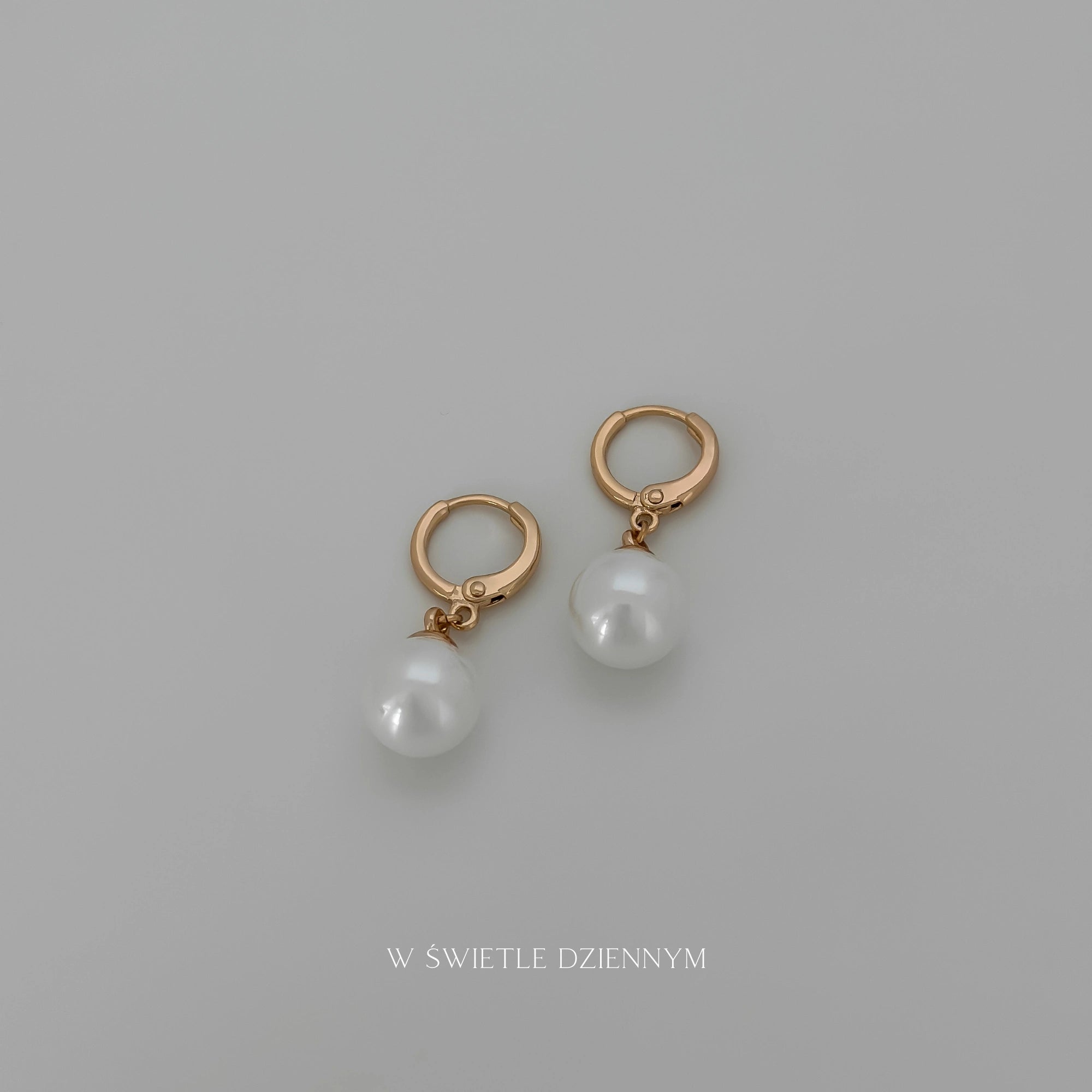 Angelina Pearl Hoops M
