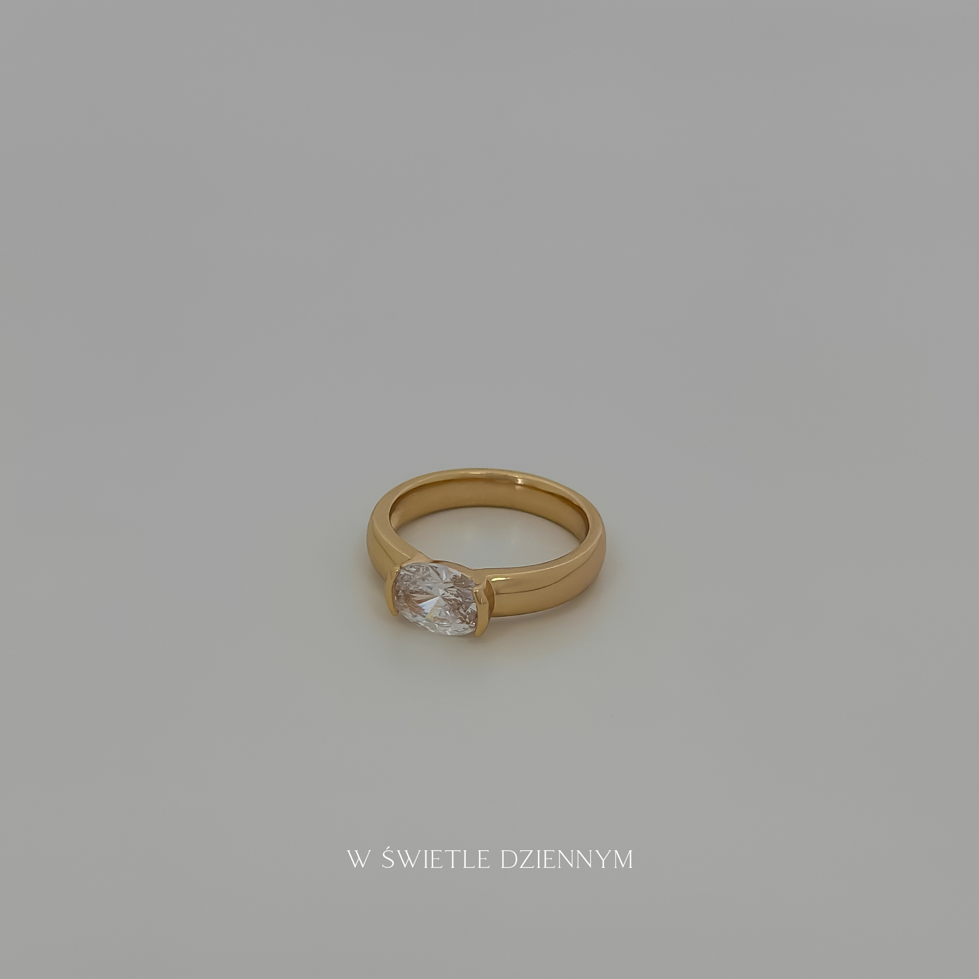 Mia Diamond Ring