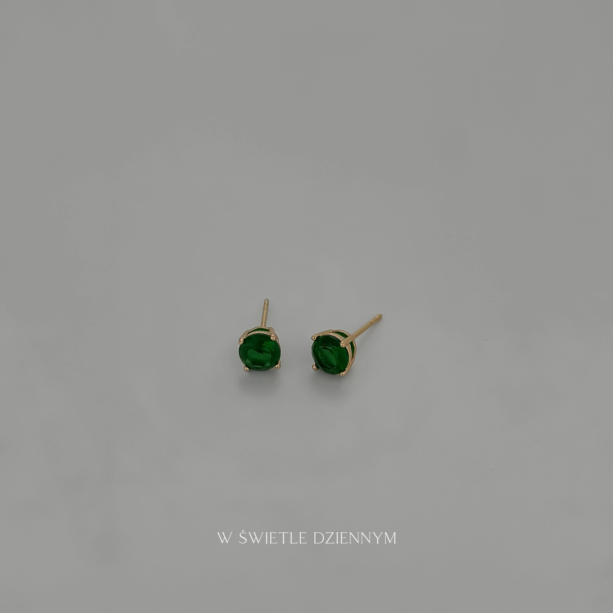 Emerald 5mm Studs