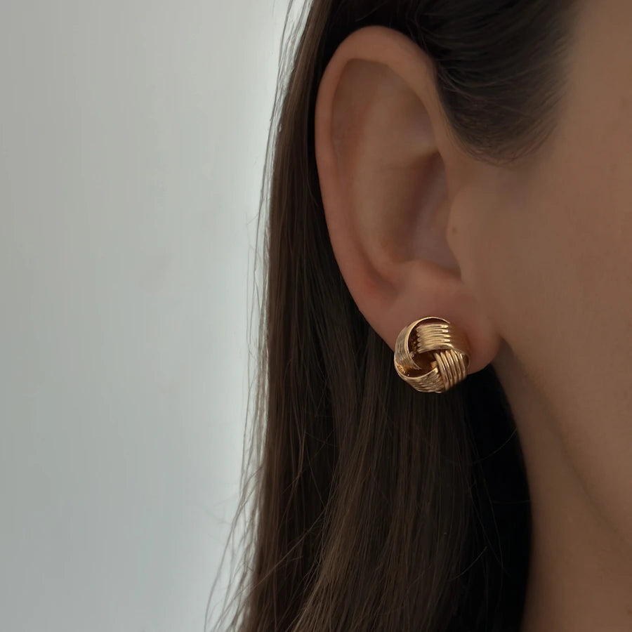 Knot Studs