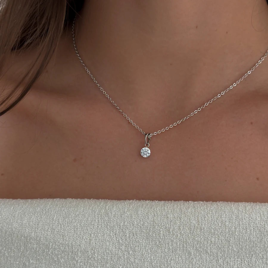 Tiny Diamond Necklace [Silver]
