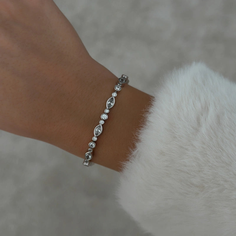 Gwen Diamond Bracelet [Silver]