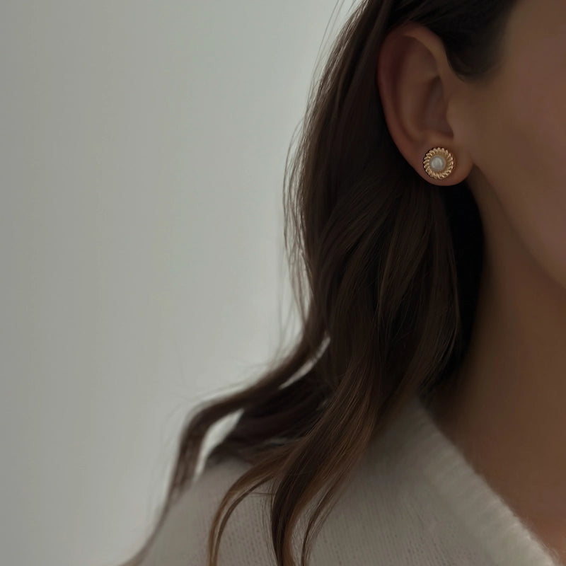 Vintage Pearl Studs