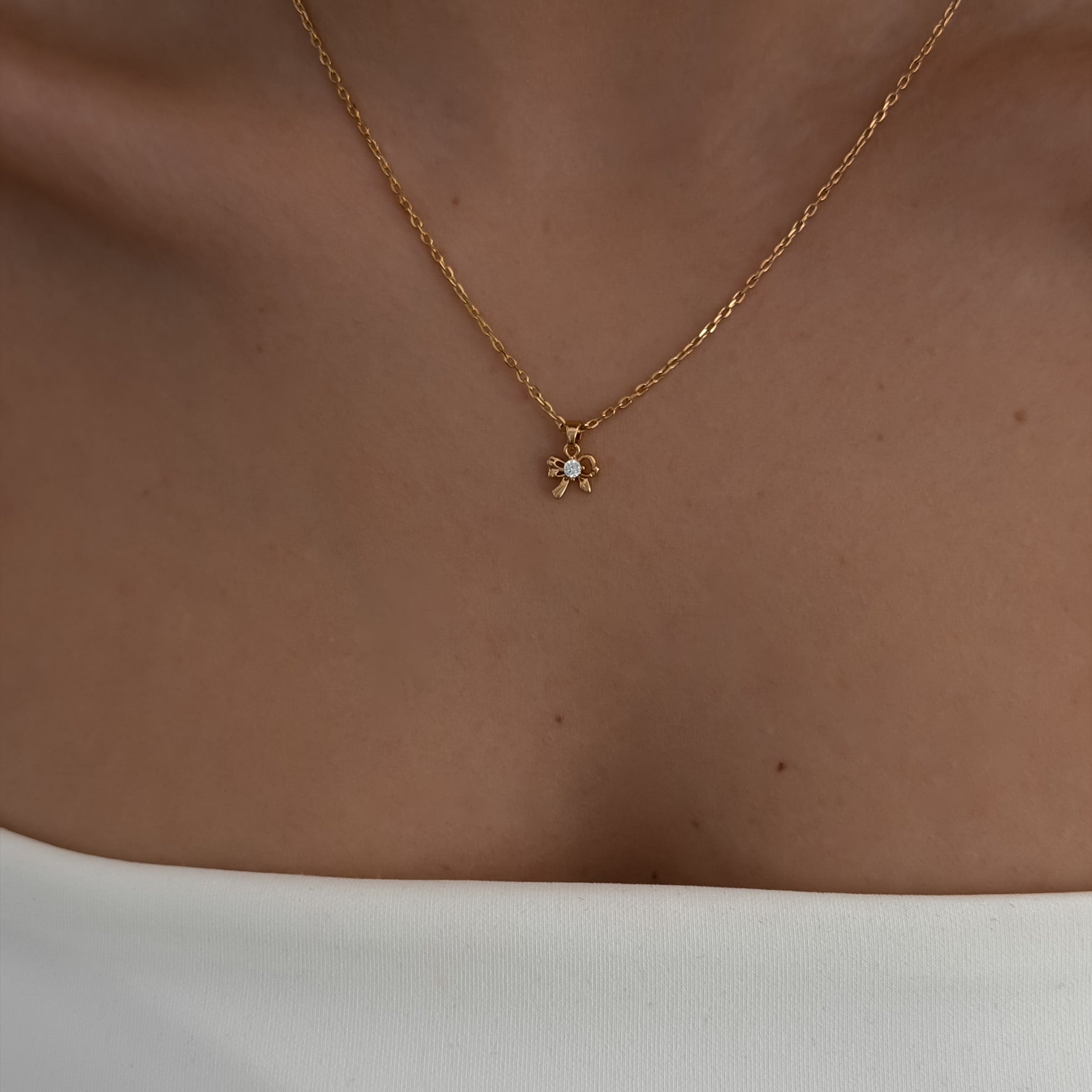Little Bow Necklace
