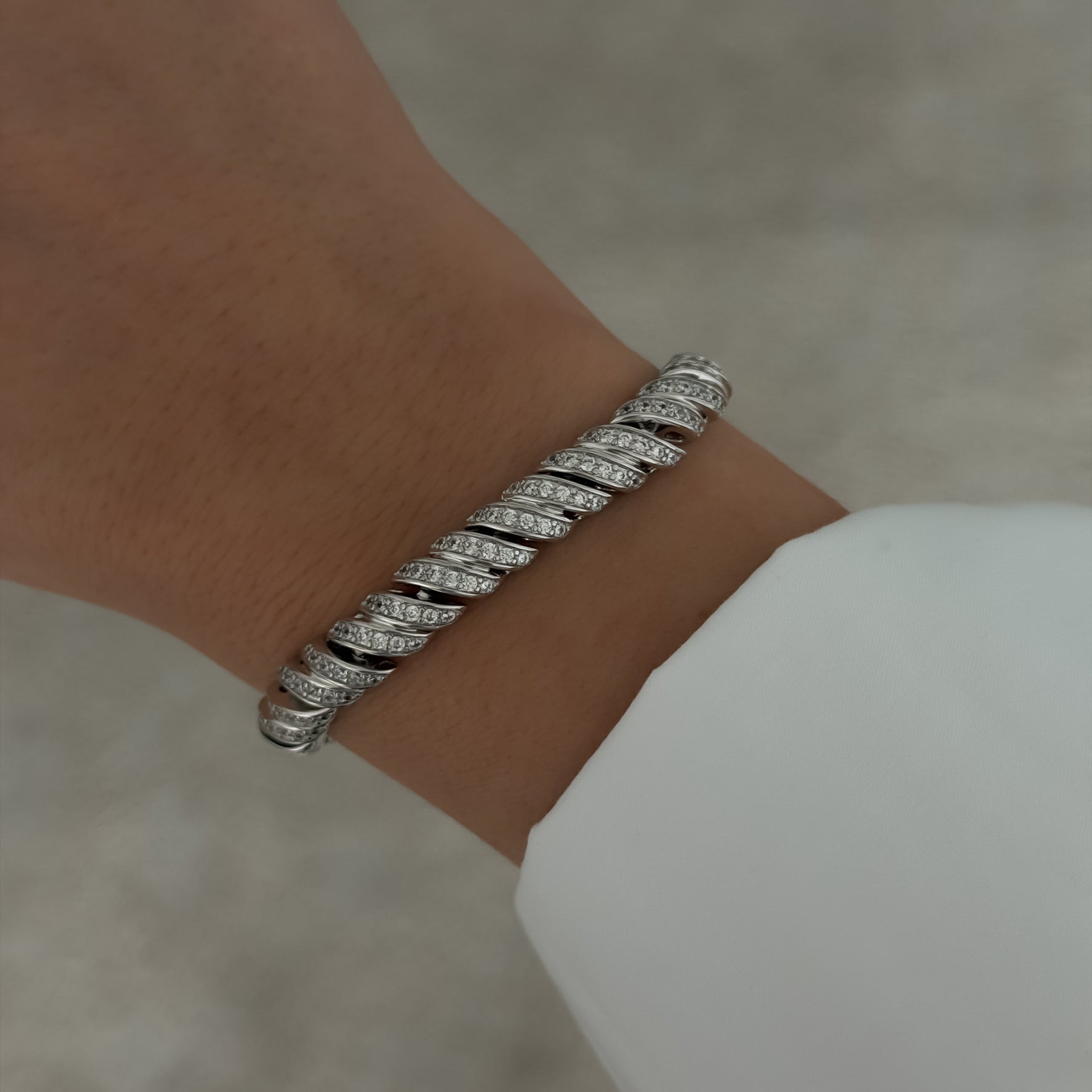 Luminous Bracelet [Silver]