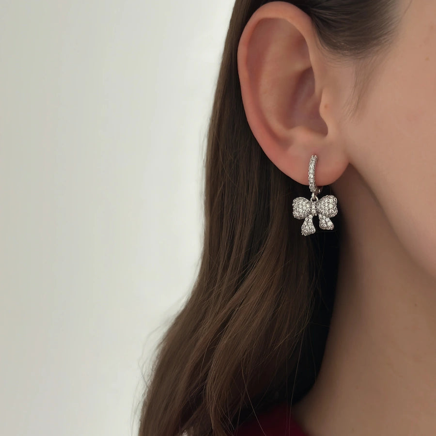 Shiny Bow Earrings [Silver]