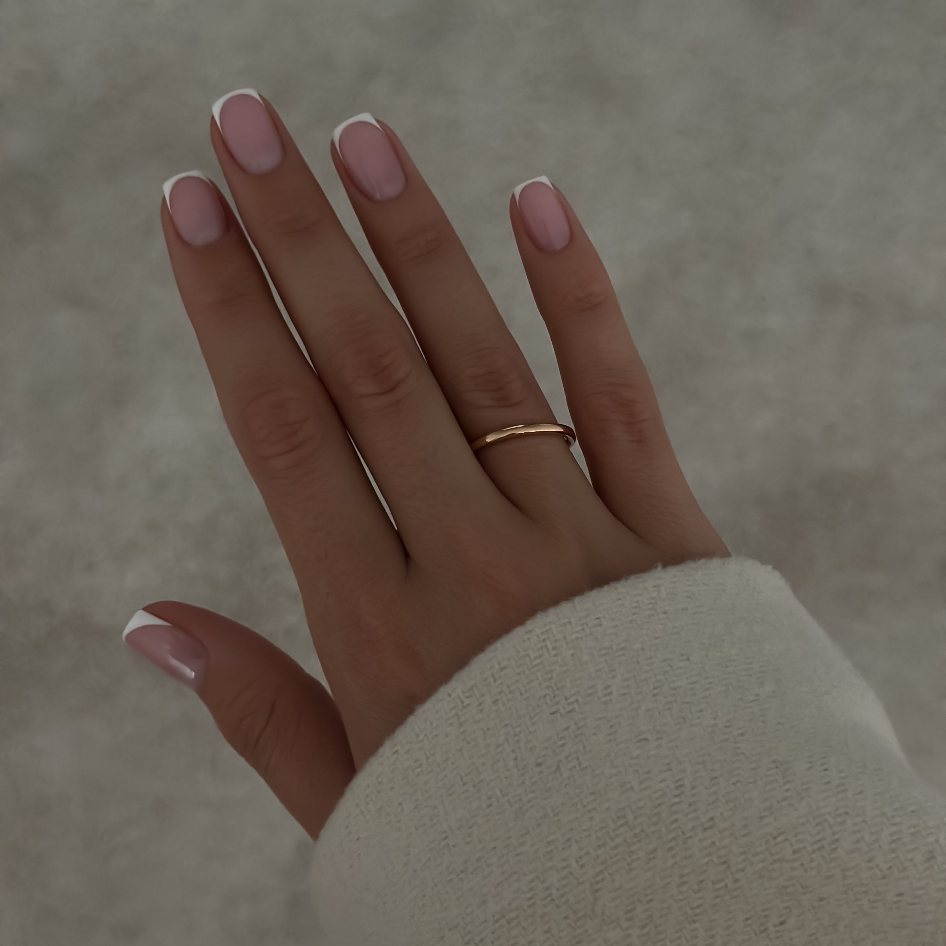 Dainty Band