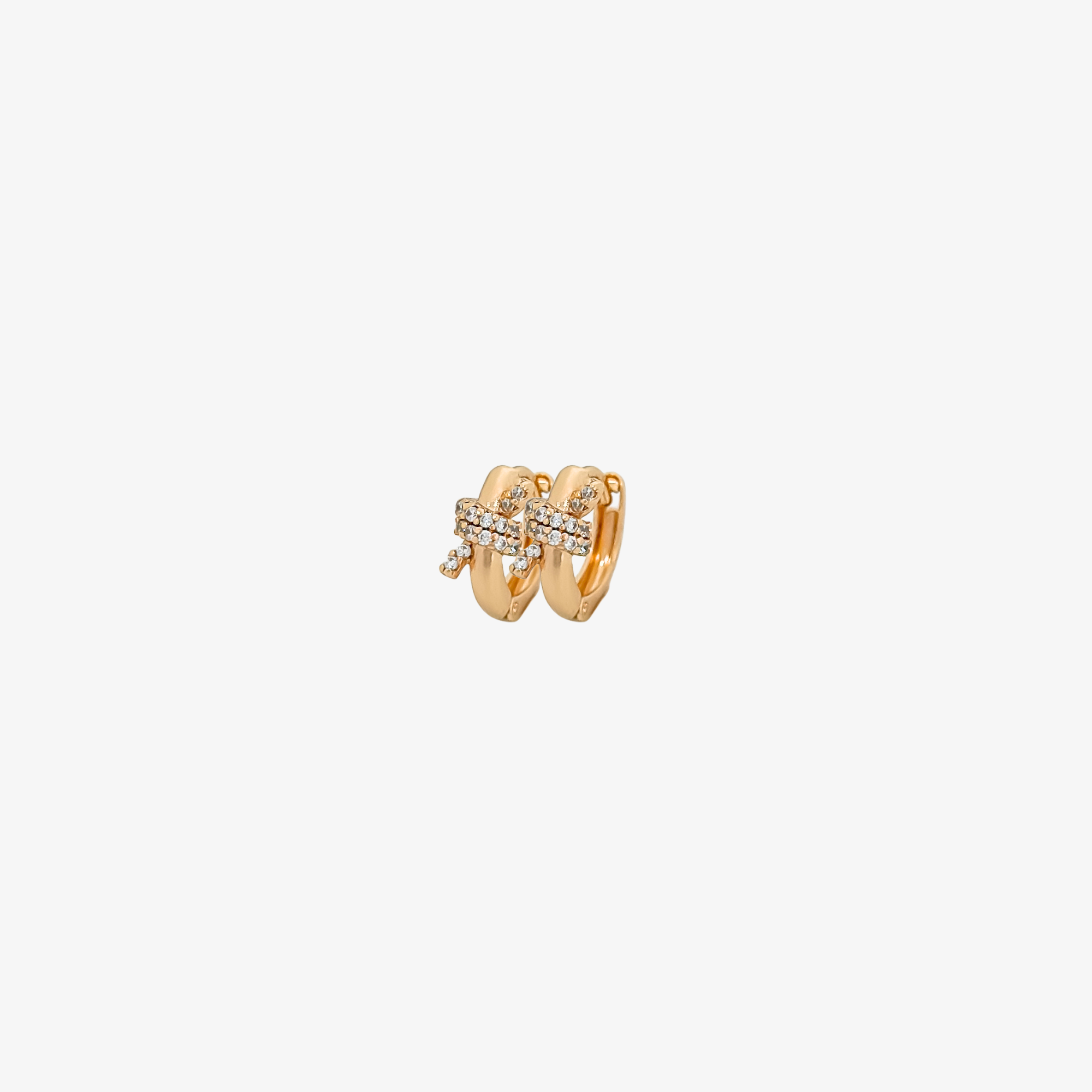 Mini Knot Huggies