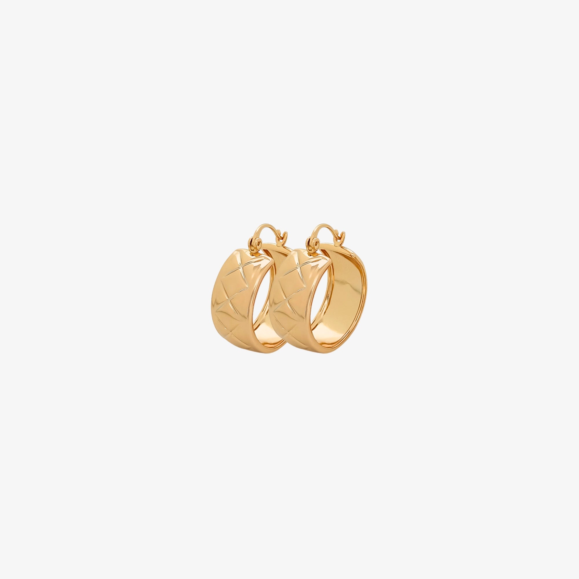 Pleat Wide Hoops