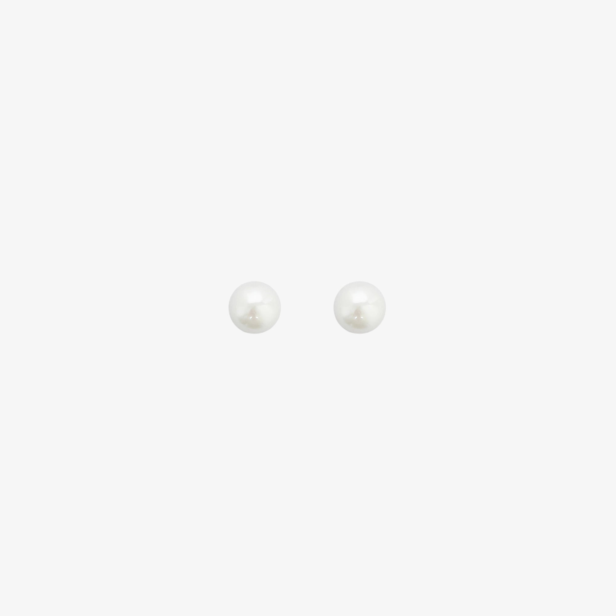 Pearl Studs